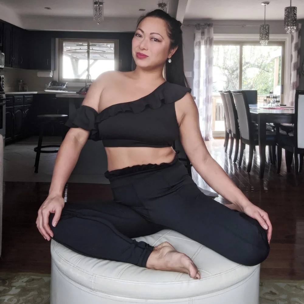 ❄️3/$30 3-Piece Elegant Black Women's Ruffle Athletic Outfit - Picture 4 of 5